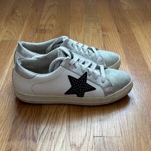 Women's White Casual Sneakers with Black Star Accent